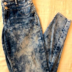 No Boundaries Size 9 Women’s